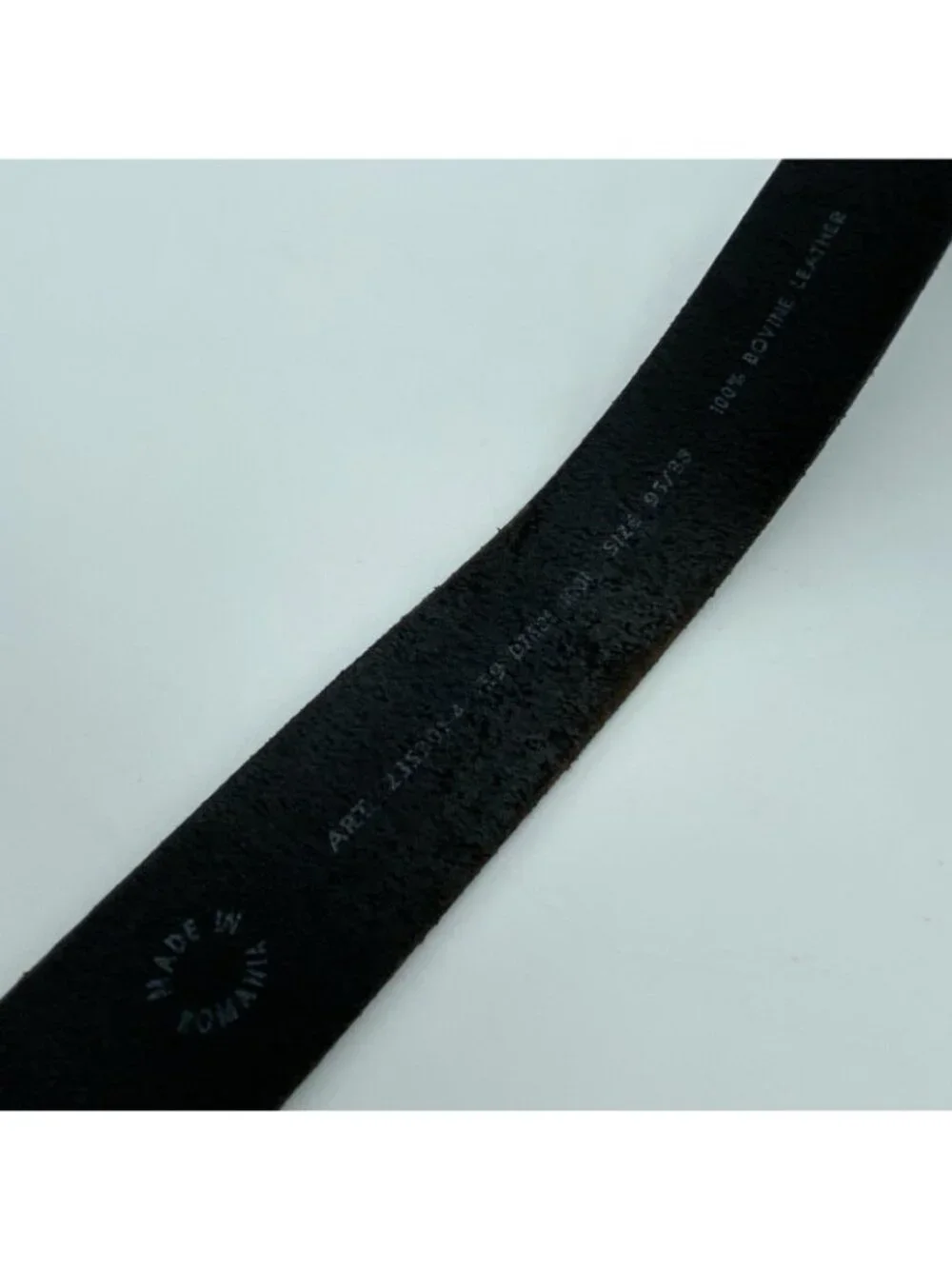 Levi's Black Bovine Leather Belt Size 32-34 Casual Jeans 1.5